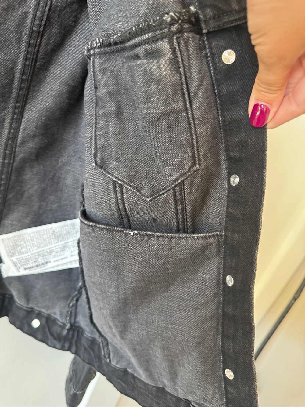 Zara Black Denim Jacket
Size Medium - Picture 5 of 7